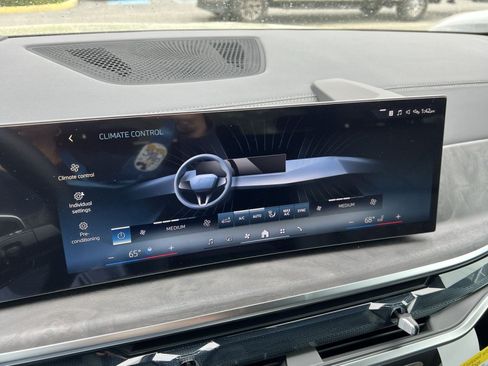 New 2026 BMW X5 xDrive50e AWD/4WD image 18