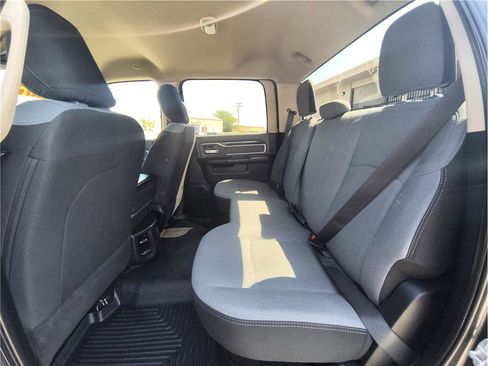 Used 2020 RAM 2500 Big Horn AWD/4WD image 10