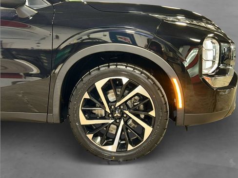 Used 2022 Mitsubishi Outlander ES AWD/4WD image 19