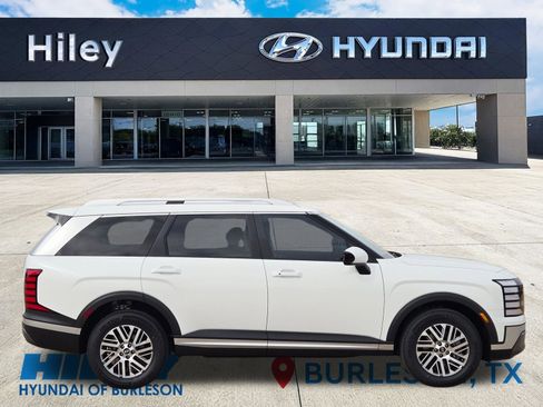 New 2026 Hyundai Palisade SEL FWD image 3