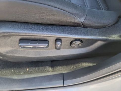 Used 2018 Honda CR-V EX image 14
