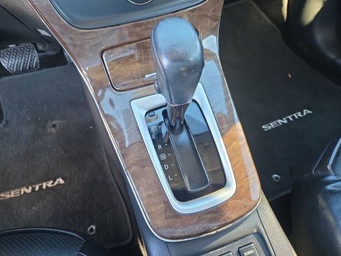 Used 2015 Nissan Sentra SL w/ Protection Package image 29