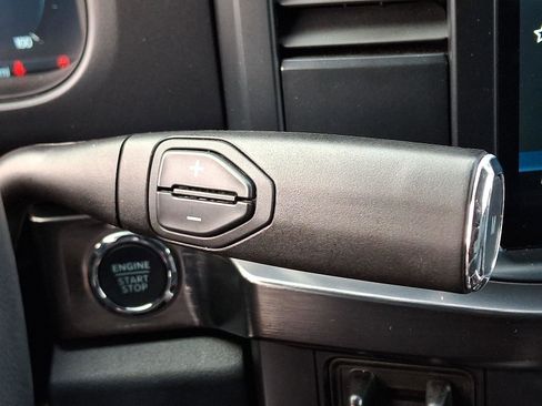 Used 2024 Ford F250 Lariat w/ Chrome Package image 15