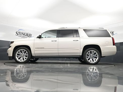 Used 2015 Chevrolet Suburban LTZ RWD image 20