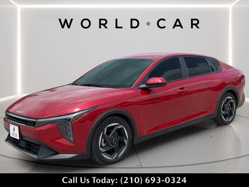 Certified 2025 Kia K4 EX FWD image 7