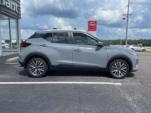 Certified 2024 Nissan Kicks SV w/ Interior Electronics Package image 22