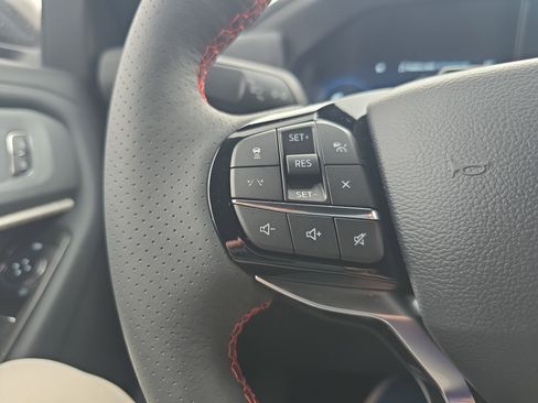 New 2026 Ford Explorer ST-Line image 22