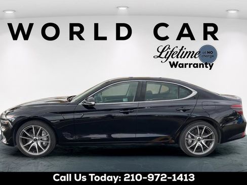 Used 2025 Genesis G70 2.5T RWD image 4