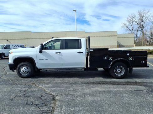 Used 2022 Chevrolet Silverado 3500 W/T w/ WT Convenience Package image 4