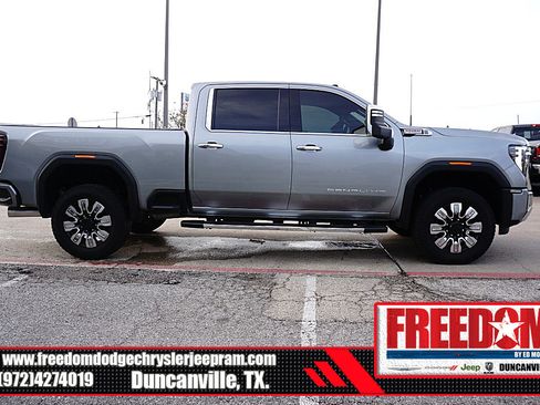 Used 2025 GMC Sierra 2500 Denali w/ Denali Reserve Package image 6