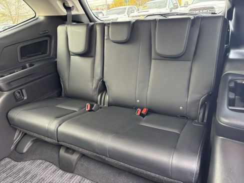 Used 2022 Subaru Ascent Limited image 20