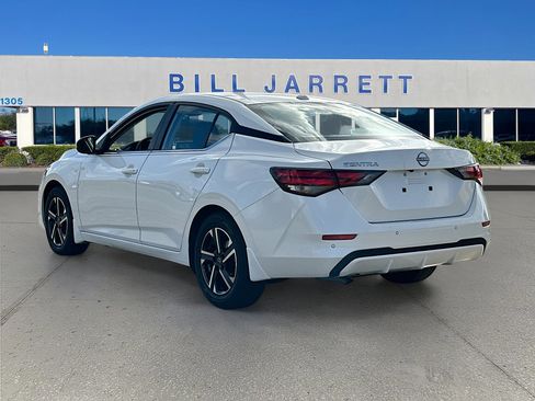 Used 2025 Nissan Sentra SV w/ Lighting Package image 5