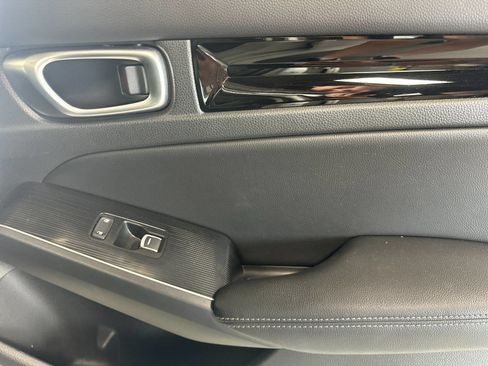 Used 2024 Honda Civic Touring image 17