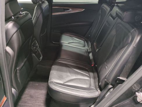 Used 2017 Lincoln MKX Reserve w/ Lincoln MKX Climate Package image 24