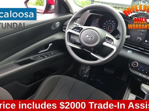 Used 2023 Hyundai Elantra SEL FWD image 27