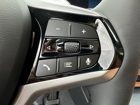 New 2026 BMW 330i Sedan w/ Convenience Package RWD image 21