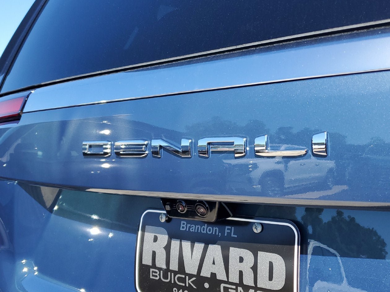 New 2027 GMC Yukon Denali w/ Denali Reserve Package AWD/4WD image 9