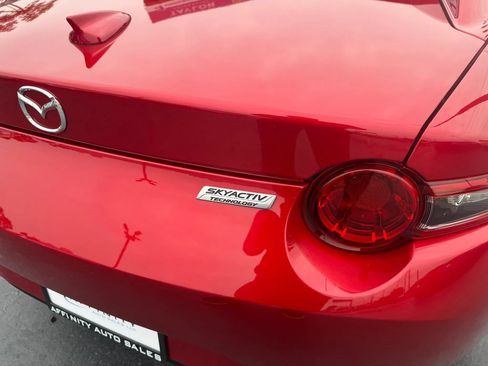 Used 2017 MAZDA MX-5 Miata RF Grand Touring RWD image 21