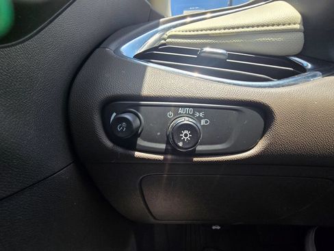 Certified 2024 Chevrolet Malibu LT FWD image 23