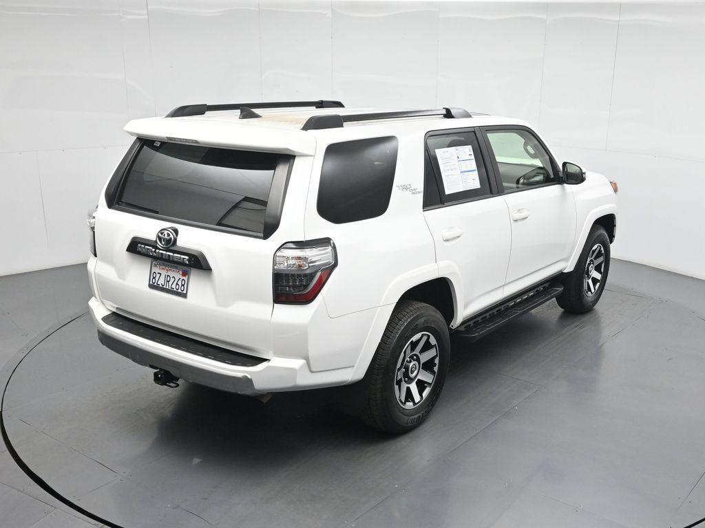 Used 2022 Toyota 4Runner TRD Off-Road Premium AWD/4WD image 41