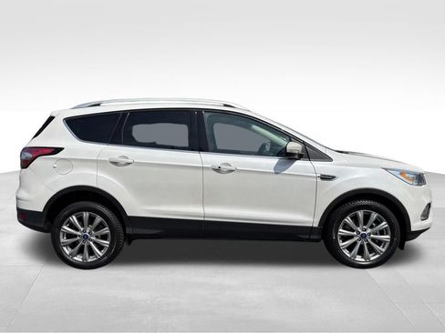 Used 2018 Ford Escape Titanium w/ Ford Safe & Smart Package AWD/4WD image 6