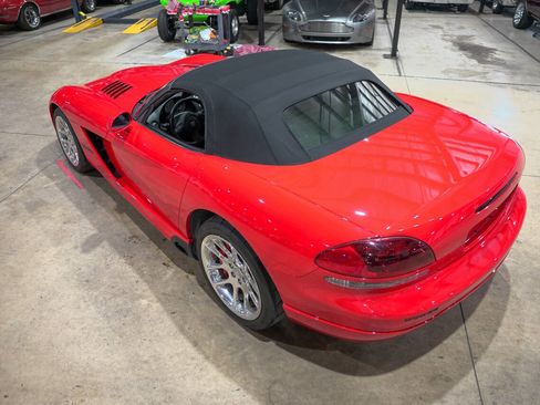 Used 2004 Dodge Viper SRT-10 image 28