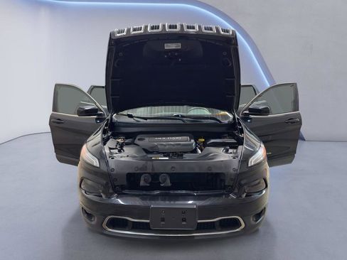 Used 2015 Jeep Cherokee Limited image 9