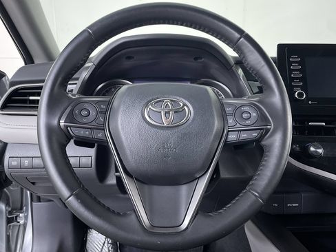 Used 2023 Toyota Camry SE AWD/4WD image 13