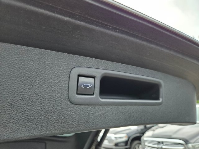 Used 2021 Toyota Highlander Limited AWD/4WD image 15