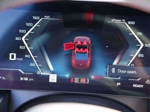 Used 2025 BMW i5 M60 w/ Dynamic Handling Package image 18