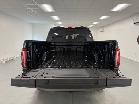 New 2025 Ford F150 Platinum w/ Equipment Group 702A High image 8
