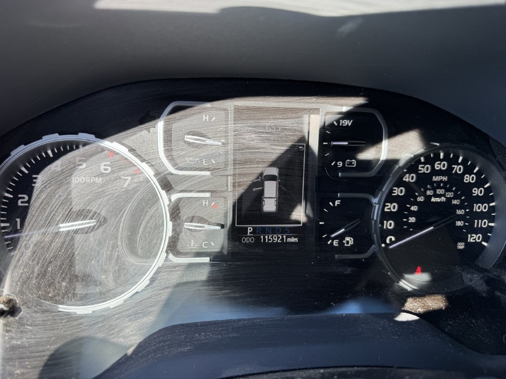 Used 2018 Toyota Tundra SR5 w/ TRD Off Road Package AWD/4WD image 11