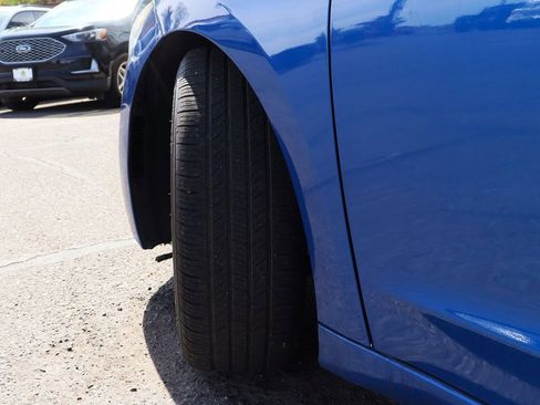 Used 2017 Hyundai Elantra SE image 6