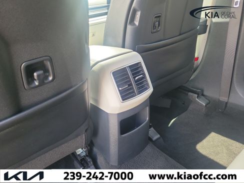 Certified 2025 Kia Sportage EX FWD image 15