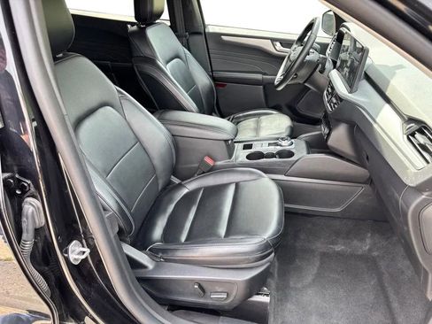 Used 2024 Ford Escape Platinum AWD/4WD image 33