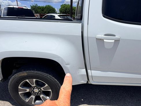 Used 2019 Chevrolet Colorado Z71 RWD image 13