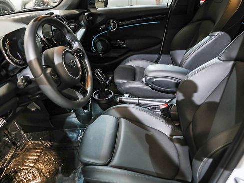 Used 2023 MINI Cooper S image 17