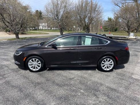 Used 2015 Chrysler 200 C w/ Navigation & Sound Group I image 9