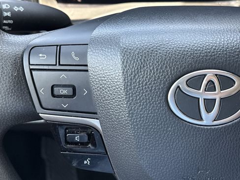 Used 2025 Toyota Camry LE FWD image 20