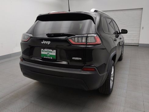 Used 2020 Jeep Cherokee Latitude FWD image 7
