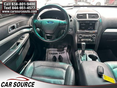 Used 2016 Ford Explorer XLT w/ Equipment Group 202A AWD/4WD image 15