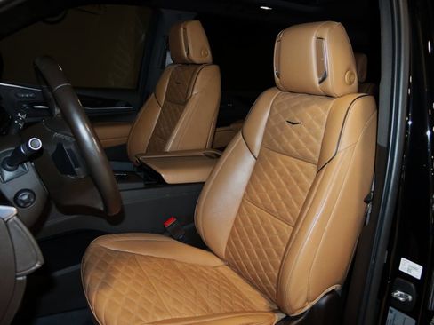 Used 2022 Cadillac Escalade Sport w/ Touring Package image 41