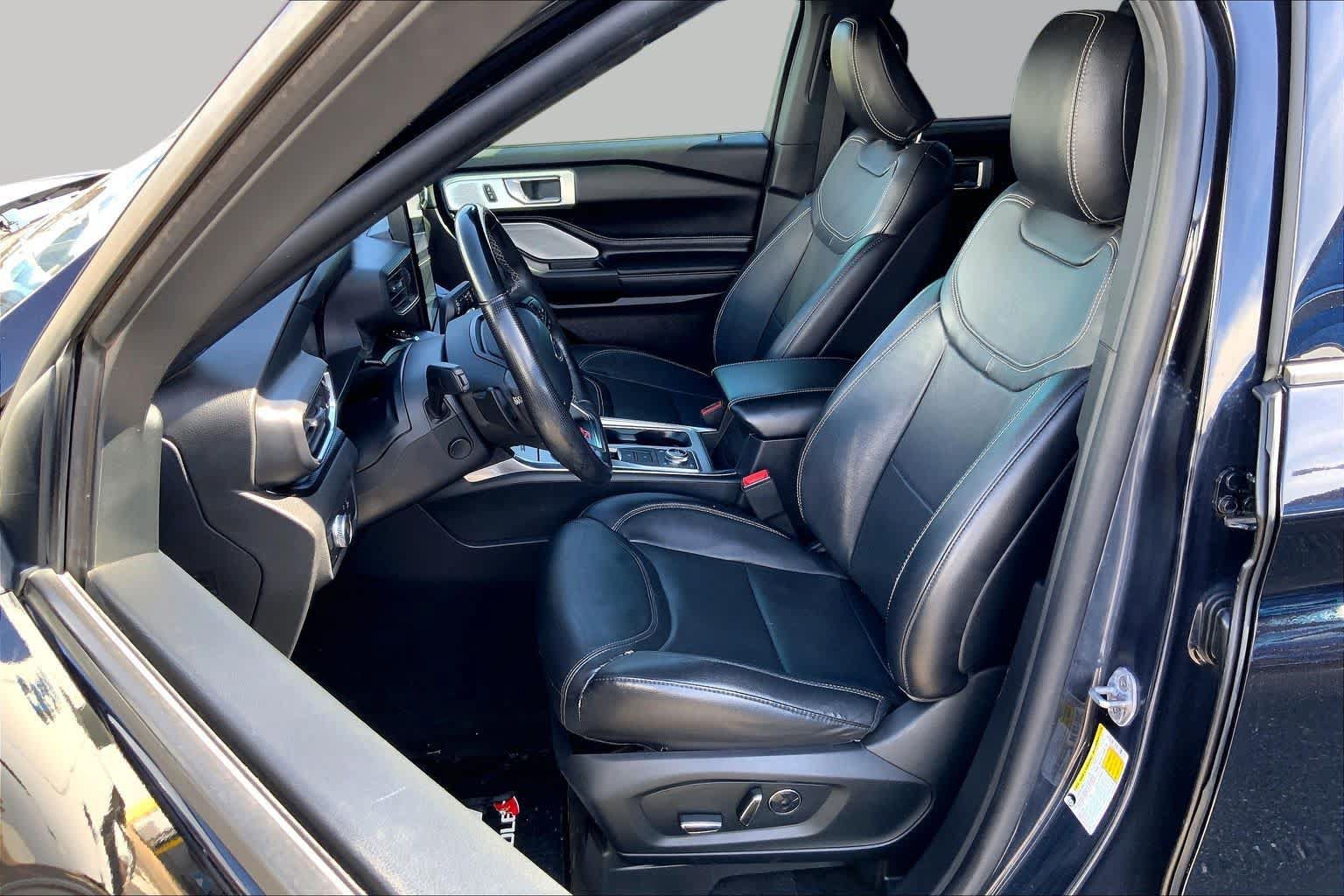 Used 2020 Ford Explorer ST w/ Premium Technology Package AWD/4WD image 8