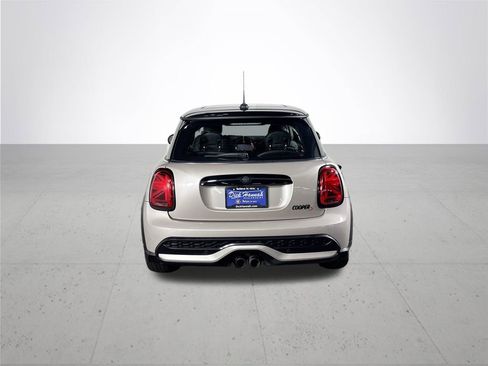 Used 2024 MINI Cooper S image 7