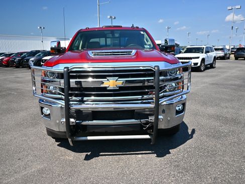 Used 2019 Chevrolet Silverado 3500 LTZ w/ Duramax Plus Package AWD/4WD image 3