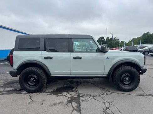 Used 2022 Ford Bronco Black Diamond AWD/4WD image 1