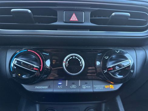 Used 2023 Hyundai Kona SEL image 55