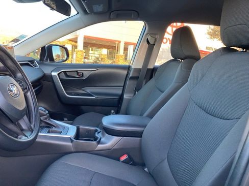 Certified 2025 Toyota RAV4 LE image 8