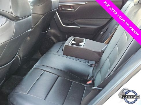 Used 2021 Toyota RAV4 XLE image 21