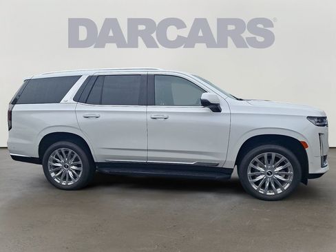 Used 2022 Cadillac Escalade Premium Luxury w/ Performance Package RWD image 7